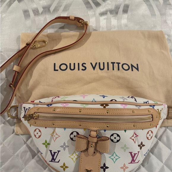 New Louis Vuitton x Murakami High Rise Bumbag *Sold Out in the US* - Picture 15 of 16